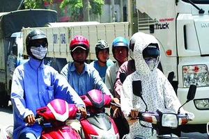 17 bí quyết giúp hạ nhiệt những ngày 'nóng như thiêu'