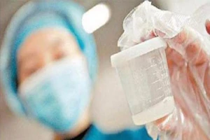 Nam giới có thể dị ứng với tinh dịch của chính mình