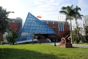 Bàn giải pháp “giải cứu” Thành Điện Hải 