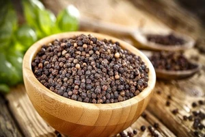 Người ‘ngửi không khí cũng béo’ nên ăn nhiều tiêu đen