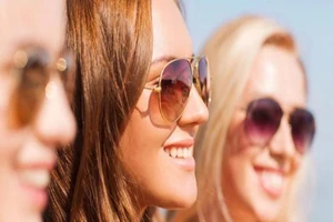 Kính râm, dùng sao cho lợi?