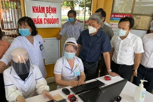 Thứ trưởng Bộ Y tế Nguyễn Trường Sơn nghỉ việc từ 1-11 