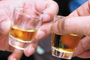 Những ai không nên dùng rượu thuốc?