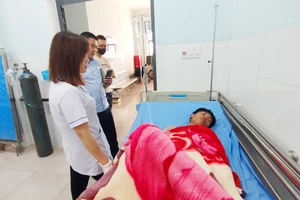 Kỳ tích: Thanh niên ngủ quên và bị mắc kẹt giữa sông, nhịn đói 9 ngày