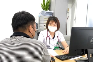 Sán dây 300 cm sống trong cơ thể người đàn ông 30 tuổi