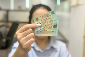 Bãi bỏ thủ tục thu thập, cập nhật thông tin sinh trắc học về ADN, giọng nói