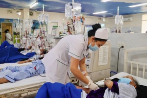 Đề nghị bỏ giấy chuyển tuyến vì 'gây nhiều khó khăn, tốn thời gian'