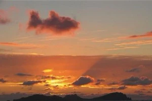 Độc đáo chùm ảnh cá chép về trời