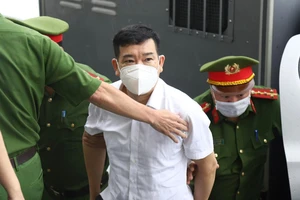 Sáng nay, xét xử cựu đại tá Phùng Anh Lê nhận hối lộ để thả người trái pháp luật