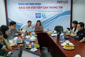 Giao lưu trực tuyến: Tiếp cận thông tin - Góc nhìn của cộng đồng xã hội 