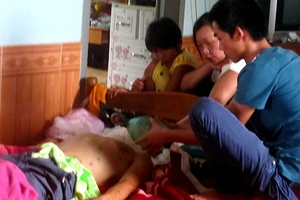 Trai làng phục trước cổng nhà đánh chết một thanh niên 