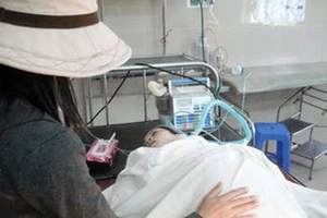 Nhập viện sinh con mới biết mình có thai