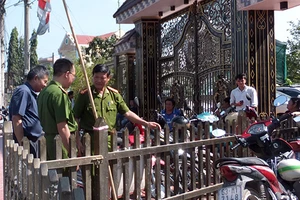 Công an xử lý thông tin về hung thủ giết 2 vợ chồng trong biệt thự