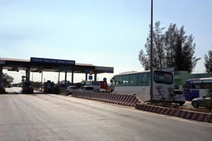 Trưa nay tạm dừng thu phí Trạm Sông Phan trên QL1