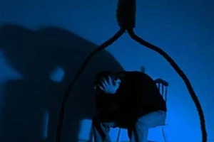 Thương tâm: Bắt chước treo cổ, học sinh lớp 3 tử vong