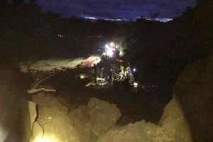 Sạt lở đất, 18 người cùng 7 căn nhà bị vùi trong đêm