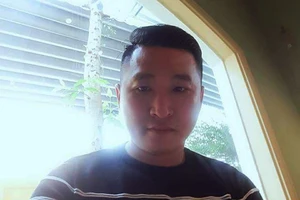 Sát hại vợ, tưới xăng ôm con cố thủ trong nhà ở Bình Chánh