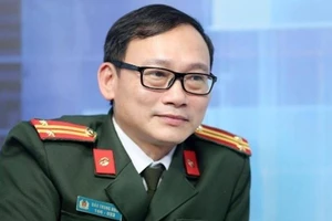 Chuyên gia nói về khen thưởng vụ phá án ở Điện Biên