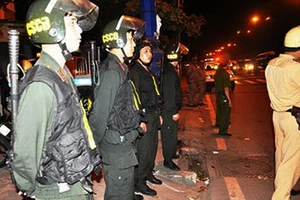 Hơn 450 người bị truy nã sa lưới tại vùng giáp ranh TP.HCM