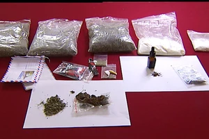 Ma túy mới trong thuốc lá điện tử nhắm vào học sinh