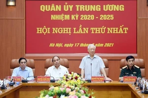 Công bố quyết định của Bộ Chính trị về công tác cán bộ