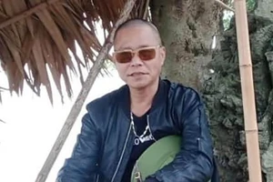 Thấy có đàn ông lạ trong nhà vợ cũ nên nổ súng vì ghen