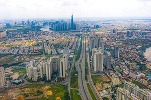 Đầu tư mạnh cho giao thông để tăng kết nối cho toàn vùng Đông Nam Bộ