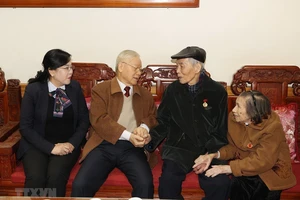 Tổng Bí thư yêu cầu chăm lo tốt hơn gia đình chính sách, người có công