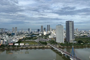 Đà Nẵng phấn đấu xây dựng hình ảnh TP an bình, đáng sống.