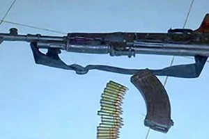 Đắk Lắk: Truy bắt nhóm đối tượng dùng súng tấn công trụ sở công an xã