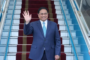 Thủ tướng lên đường dự Hội nghị cấp cao ASEAN 43