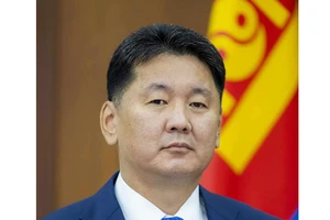 Tổng thống Mông Cổ thăm cấp Nhà nước tới Việt Nam