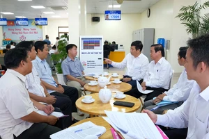 Khi lãnh đạo trực tiếp nghe dân, doanh nghiệp tâm tình, gỡ vướng…