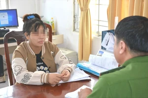 Thả trôi sông con 14 ngày tuổi rồi nói dối bị bắt cóc