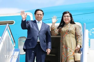 Thủ tướng Phạm Minh Chính và Phu nhân lên đường thăm chính thức Hàn Quốc