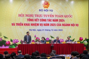 Phó Thủ tướng: Sắp xếp, tinh gọn bộ máy - một núi việc khổng lồ cho Bộ Nội vụ