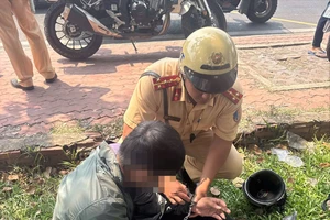 CSGT TP Thủ Đức đón lõng tóm gọn nghi can trộm xe máy