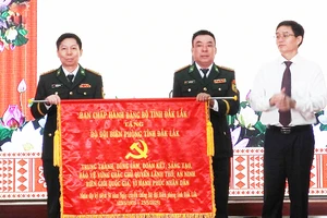 Bộ đội biên phòng Đắk Lắk đón nhận Huân chương Bảo vệ Tổ quốc hạng Ba