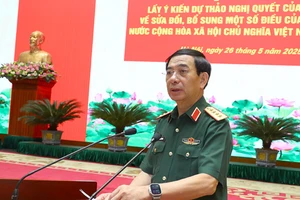 Bộ Quốc phòng tổ chức lấy ý kiến về sửa đổi Hiến pháp năm 2013