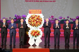 Đồng lòng kiến tạo đất nước