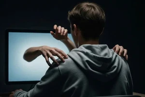 Công an TP.HCM giải cứu nam sinh viên bị bắt cóc online, gia đình bị lừa gần 3 tỉ đồng