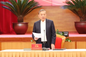 Tổng Bí thư : Quảng Ninh cần phát triển nhanh, bền vững, nói ít, làm nhiều, làm đến cùng