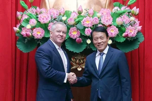 Bộ trưởng Lương Tam Quang tiếp Trợ lý Ngoại trưởng Hoa Kỳ Michael George DeSombre