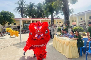 Bộ Công an đề xuất bổ sung đồ vật cấm và cách xử lý trong các cơ sở giam giữ