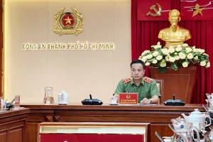 Trung tướng Mai Hoàng chủ trì họp báo cung cấp thông tin vụ nổ súng làm 2 người thương vong
