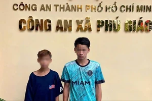 Trộm xe máy chạy đi chơi cả ngày rồi đem trả trước nhà bị hại