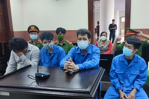 Giết người vì nghi vợ có quan hệ tình cảm với người khác