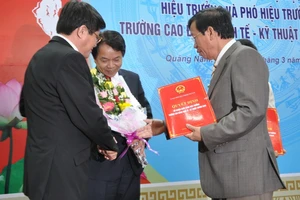 Bổ nhiệm hai hiệu trưởng qua thi tuyển công khai