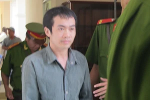 Vụ 5 công an đánh chết người: Cha bị cáo Thành gửi đơn kêu oan, đề nghị làm rõ âm mưu “thí tốt“