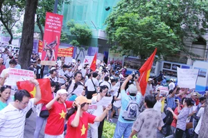 “Nếu điều tồi tệ xảy ra, chúng tôi nguyện đồng lòng bảo vệ Tổ quốc!“